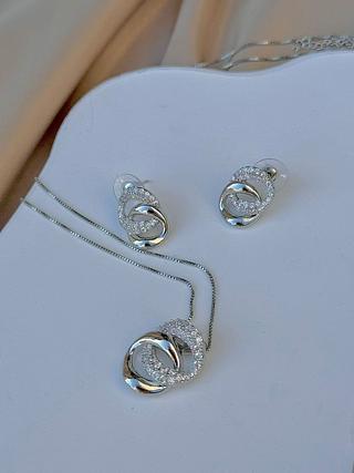 conjunto brinco e colar